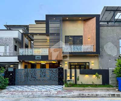 10 Marla Brand New Designer House on Double Road Bahria Town Phase 3