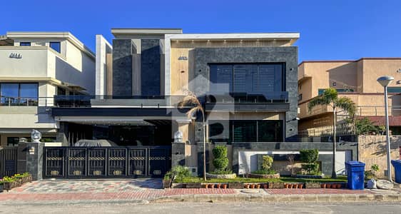 بحریہ ٹاؤن فیز 2 بحریہ ٹاؤن راولپنڈی,راولپنڈی میں 5 کمروں کا 1 کنال مکان 17.0 کروڑ میں برائے فروخت۔