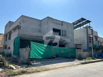 بحریہ ٹاؤن فیز 3 بحریہ ٹاؤن راولپنڈی,راولپنڈی میں 5 کمروں کا 1 کنال مکان 6.75 کروڑ میں برائے فروخت۔