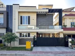 Double Unit House Overseas 3, Lake Garden, Street 8 Bahria Town Rawalpindi