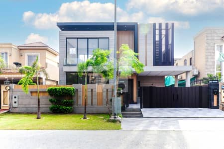 Kanal Modern House For Sale with Basement at Top Location Very Close to Dolmen Mall Al Fateh & Commercial HUB