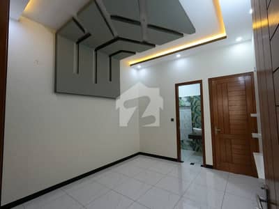 Get This Amazing Prime Location 120 Square Yards House Available In Model Colony - Malir