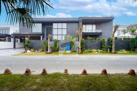 2-Kanal Mazhar Muneer Design 7 Bed Full Basement with Pool & Home Theater AT Top Location Near Dolmen Mall