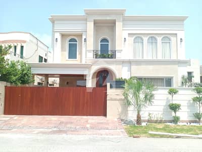 ڈی ایچ اے فیز 7 ڈیفنس (ڈی ایچ اے),لاہور میں 3 کمروں کا 1 کنال بالائی پورشن 1.6 لاکھ میں کرایہ پر دستیاب ہے۔