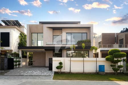 Kanal House For Sale at Hot Location Near Park Carrefour