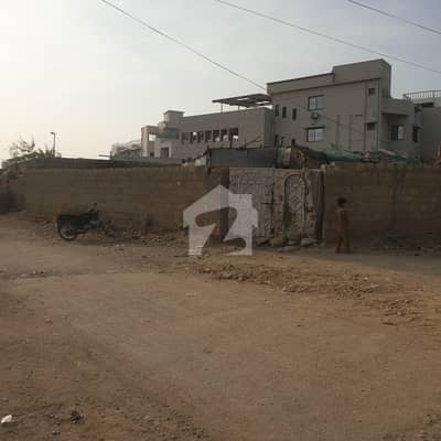 600 Square Yards West Open Plot In VIP Block 1 Johar