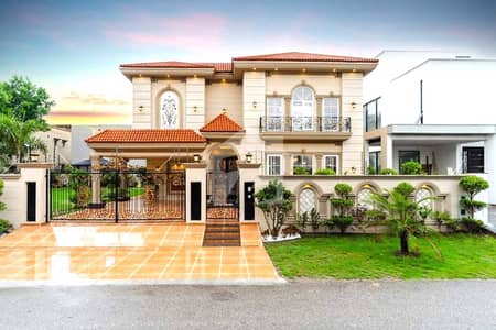 Slightly Used Spanish House For Sale at Super Hot Location Carrefour and Big Park