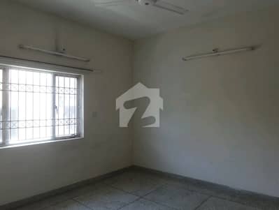 آئی ۔ 8/4 آئی ۔ 8,اسلام آباد میں 6 کمروں کا 1 کنال مکان 16.25 کروڑ میں برائے فروخت۔ آئی ۔ 8/4 آئی ۔ 8,اسلام آباد میں 6 کمروں کا 1 کنال مکان 16.25 کروڑ میں برائے فروخت۔