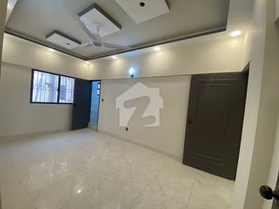 900 Square Feet Flat For Sale