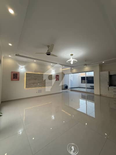 1 Kanal Upper Portion For Rent