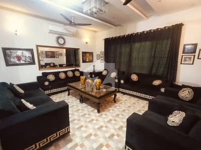 Fully Furnished Classic 2 Kanal House!! Available For Short-Long Term.