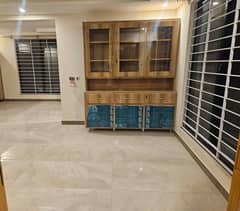 End Your Search For Upper Portion Here And Rent Now