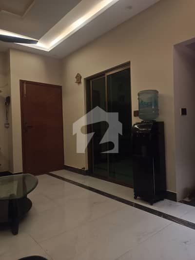 2 Bed DD Apartment Fully Renovated