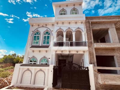 گلشن آباد راولپنڈی میں 4 کمروں کا 6 مرلہ مکان 2.15 کروڑ میں برائے فروخت۔ گلشن آباد راولپنڈی میں 4 کمروں کا 6 مرلہ مکان 2.15 کروڑ میں برائے فروخت۔