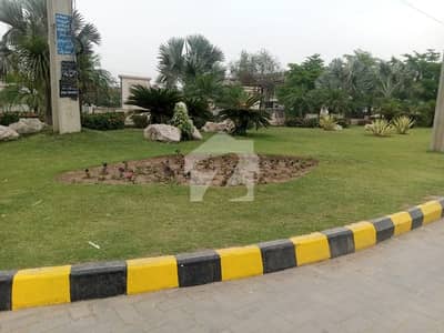 Good Location 5 Marla Residential Plot Is Available For sale