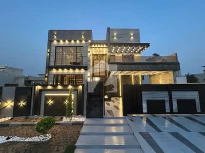 Ultra Modern Kanal 7 Bedroom House For Sale