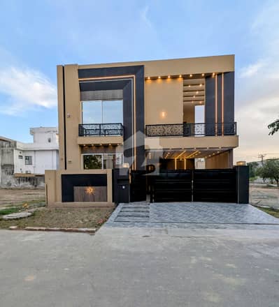 A beautiful Modern House at Prime Location