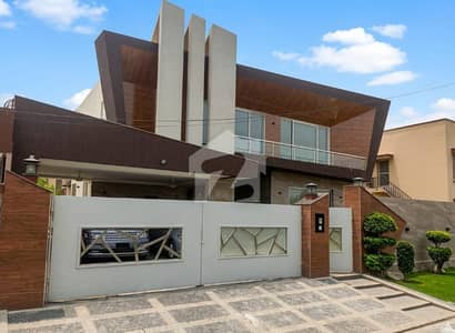 3 Kanal Modern Owner Built House At Investor Price