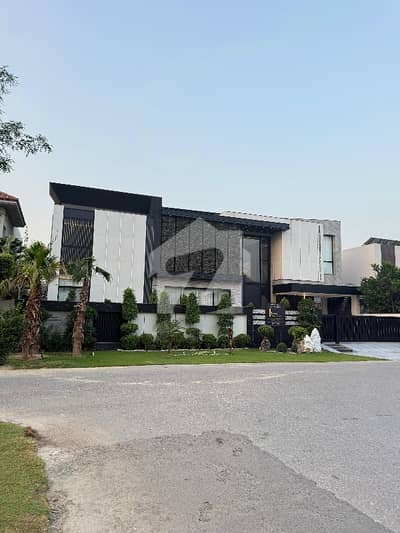 Kanal Brand New Ultra Modern Fully Furnished Lavish Bungalow Full Basment Cinema Hall Automation System Installed Solar Installed Facing Park Direct Approch To 150 Ft Road Ideal Location Will Call We Will Disscuss About Price