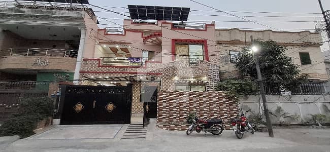 10 Marla Used Bungalow Available For Sale In Umar Block Allama Iqbal Town Lahore Urgent Sale Owner Is Very Very Needy Very Low Price Compared To Market