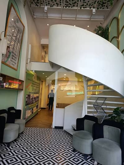 Prime Location 1778 Square Feet Spacious Shop Is Available In Tariq Road For sale