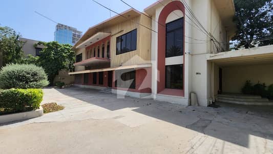 2000 Square Yards House Available In Clifton - Block 5 For rent