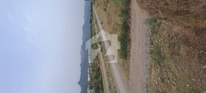 Golden Opportunity 10 Marla Plot For Sale in Prime Location
