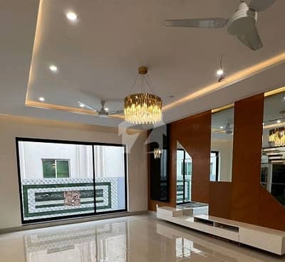 Ready To Buy A Lower Portion In Gulberg Gulberg