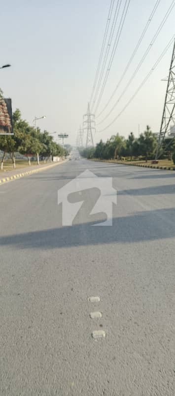 B17 Block E 30*60 Corner Plot Available For Sale