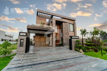 1 KANAL BRAND NEW ULTRA MODERN DESIGNER HOUSE FOR SALE