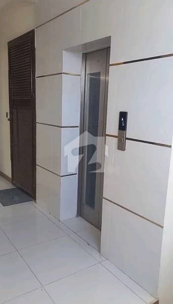 Prime Location Karachi Administration Employees Society 150 Square Yards Flat Up For Sale