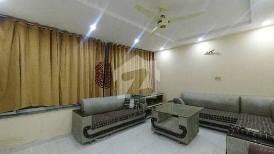 Flat For Rent Rs25,000/