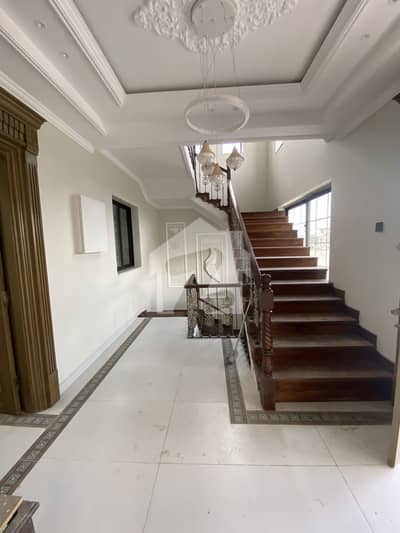 1 Kanal House For Sale