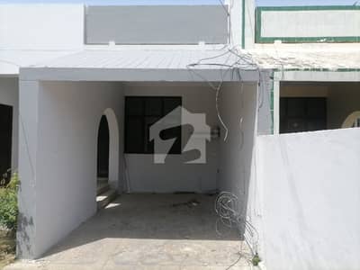 عسکری 5 عسکری,لاہور میں 3 کمروں کا 10 مرلہ مکان 6.5 کروڑ میں برائے فروخت۔