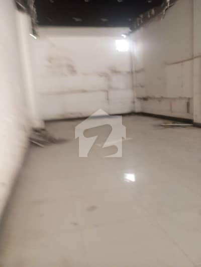 Buy A Shop Of 2200 Square Feet In MM Alam Road