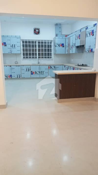 1 Kanal Uper Portion Available For Rent In Multi Garden B-17 Islamabad