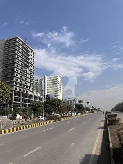 Gulberg Greens 4 Kanal Expressway High Rise Plot