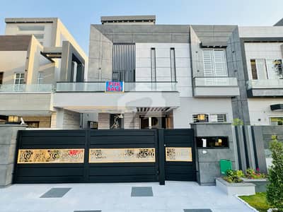 10 Marla Residential House For Sale In Hussain Block - Nearby Commercial Market, School, Mosque and Health Care Canter