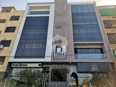 Brand New 1st Floor Office for Rent Bukhari 2600SQFT