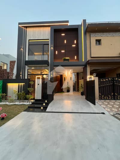 5 Marla House In DHA 9 Town For Sale