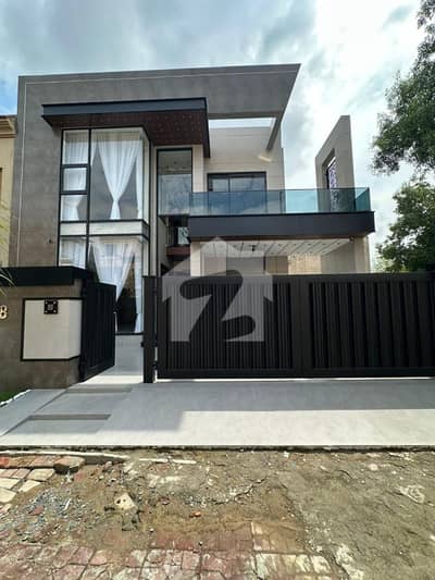 10 Marla Residential House For Sale In Jasmine Block With Gas , Nearby Commercial Market, School, Mosque And Health Care Canter 10 Marla Residential House For Sale In Jasmine Block With Gas , Nearby Commercial Market, School, Mosque And Health Care Canter