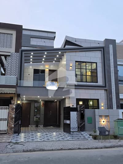 5 Marla Residential House For Sale In AA Block , Nearby Commercial Market, School, Mosque and Health Care Canter