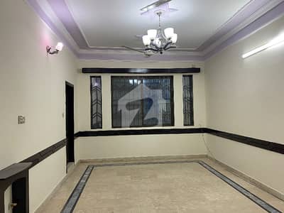 جی ۔ 15 اسلام آباد میں 3 کمروں کا 7 مرلہ بالائی پورشن 52.0 ہزار میں کرایہ پر دستیاب ہے۔