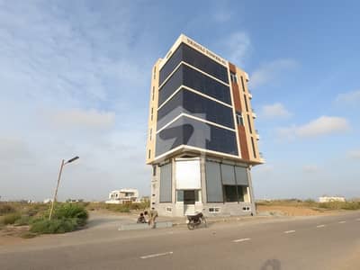 100 Square Yards Building In Peninsula Commercial Area For Sale At Good Location
