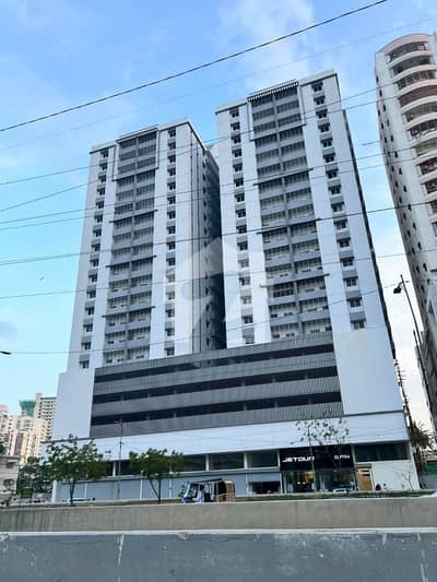 کلفٹن ۔ بلاک 9 کلفٹن,کراچی میں 3 کمروں کا 8 مرلہ فلیٹ 7.0 کروڑ میں برائے فروخت۔