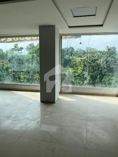 17500 Square Feet Commercial Office Floor In Brand-New Building