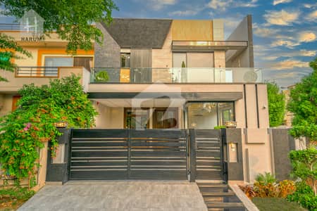 8 Marla Ultra Modern Design House For Sale in DHA 9 Town Prime Location Near To Park