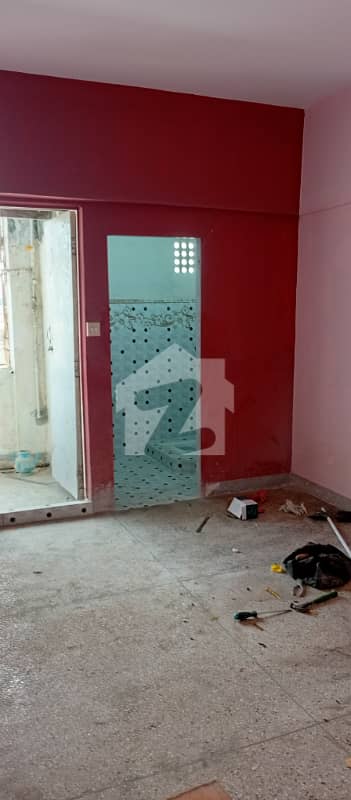 گلستانِِ جوہر ۔ بلاک 18 گلستانِ جوہر,کراچی میں 2 کمروں کا 3 مرلہ فلیٹ 28.0 ہزار میں کرایہ پر دستیاب ہے۔