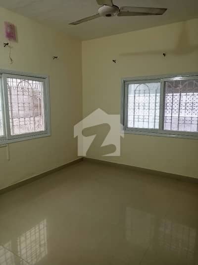 Bungalow For Rent in Clifton Block 4 ,9