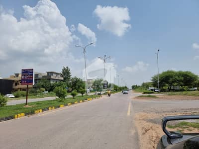 High Rise Commerical Tower Plot For Sale